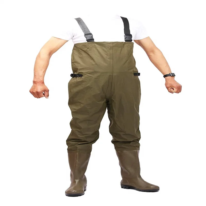 חליפת ניילון אטומה למים לדייג גם בחורף – כולל מגפיים