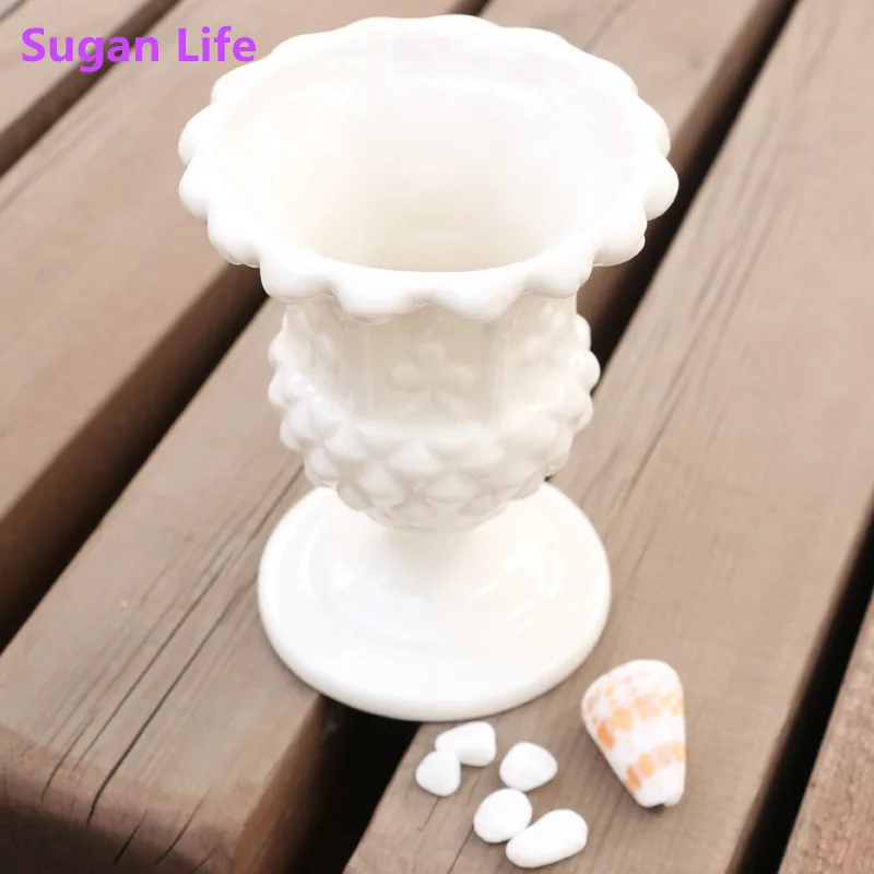 

Flower pot decoration birthday Christmas gift toy Fashion modern home Roman column bathtub toilet Christ mug statue carved vase