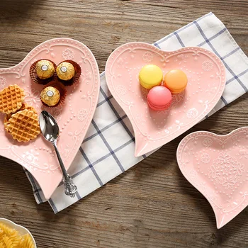 

Europe Dessert Embossed Butterfly Plate Ceramic Breakfast Tray Heart Of Dishes Fruit Bowl Pastry Cake Plates Fruit Trays Gift