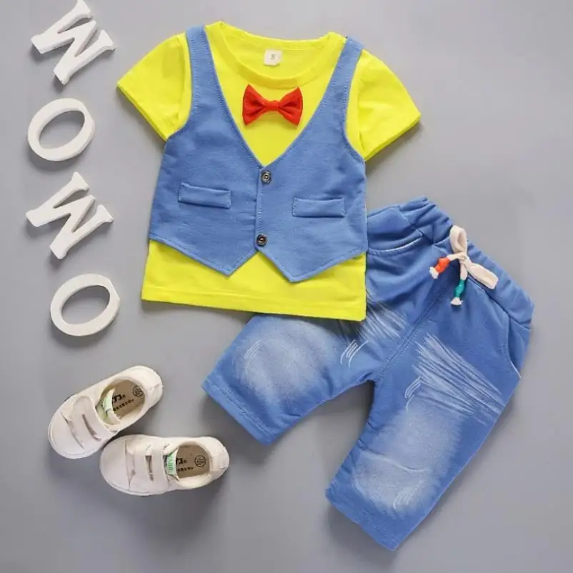 Детский Повседневный Комплект для маленьких мальчиков, летняя футболка в полоску с принтом Минни Маус+ рваные джинсы топ с круглым вырезом для малышей, детские штаны, одежда