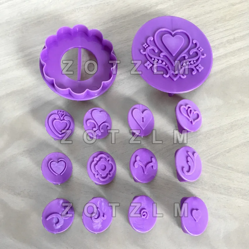 

14 pcs/lot Hearts Flowers Leaves Pattern Plastic Cake Decorating Tools Cookie Cupcake Pastry Confeitaria Embossing Mold SLP051
