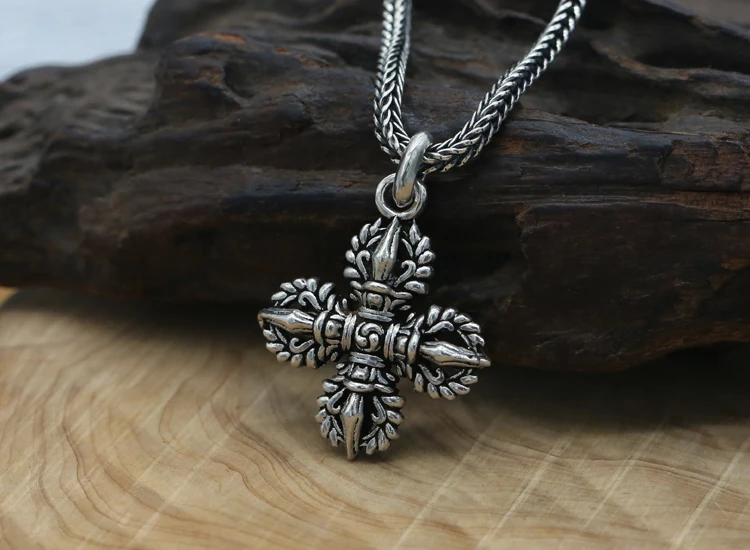 silver-pendant0301a
