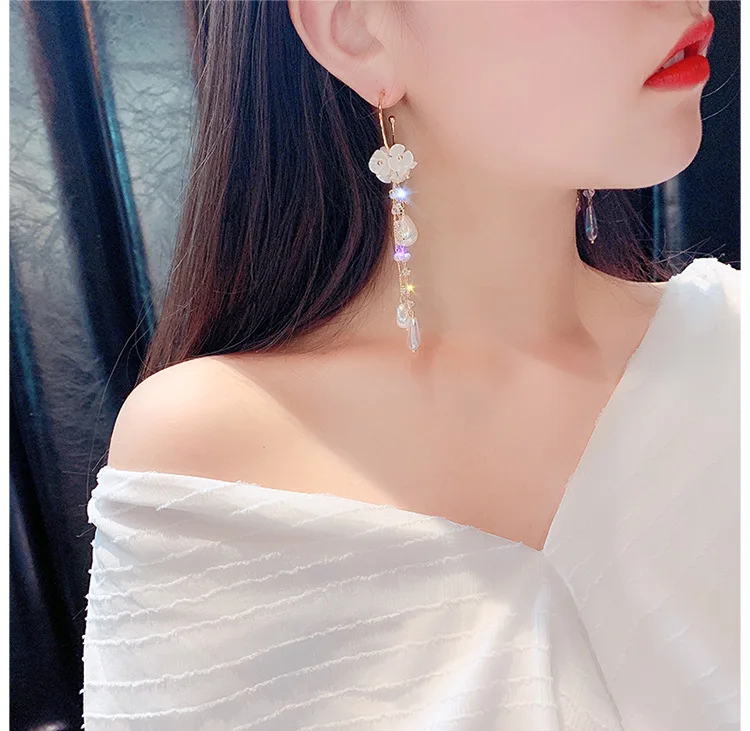 Японские и корейские модные ювелирные изделия элегантные белые хрустальные серьги с цветочком длинные серьги с кисточками для девочек подарок для женщин
