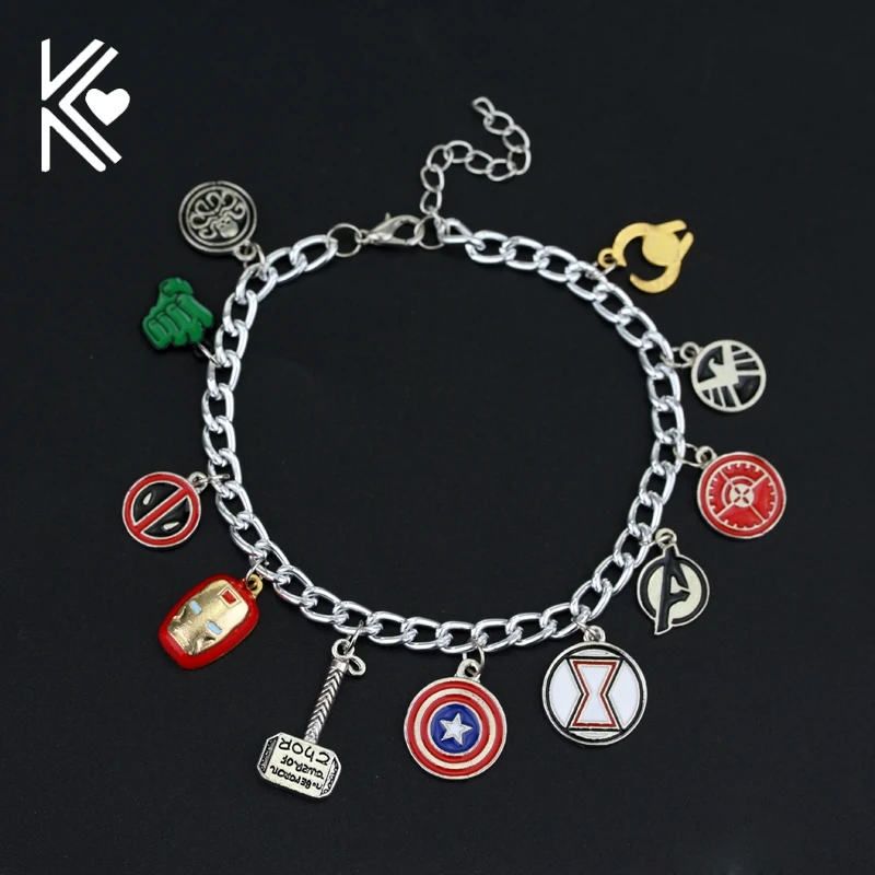 

Film series Avengers Charm Bracelet Superhero The American Captain Iron Man Spiderman Thor's Hammer Bracelet Fashion Jewelry