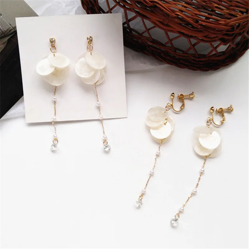 

2019 new trend Shell earrings femininity of South Korea's atmospheric eardrop geometric earrings wholesale
