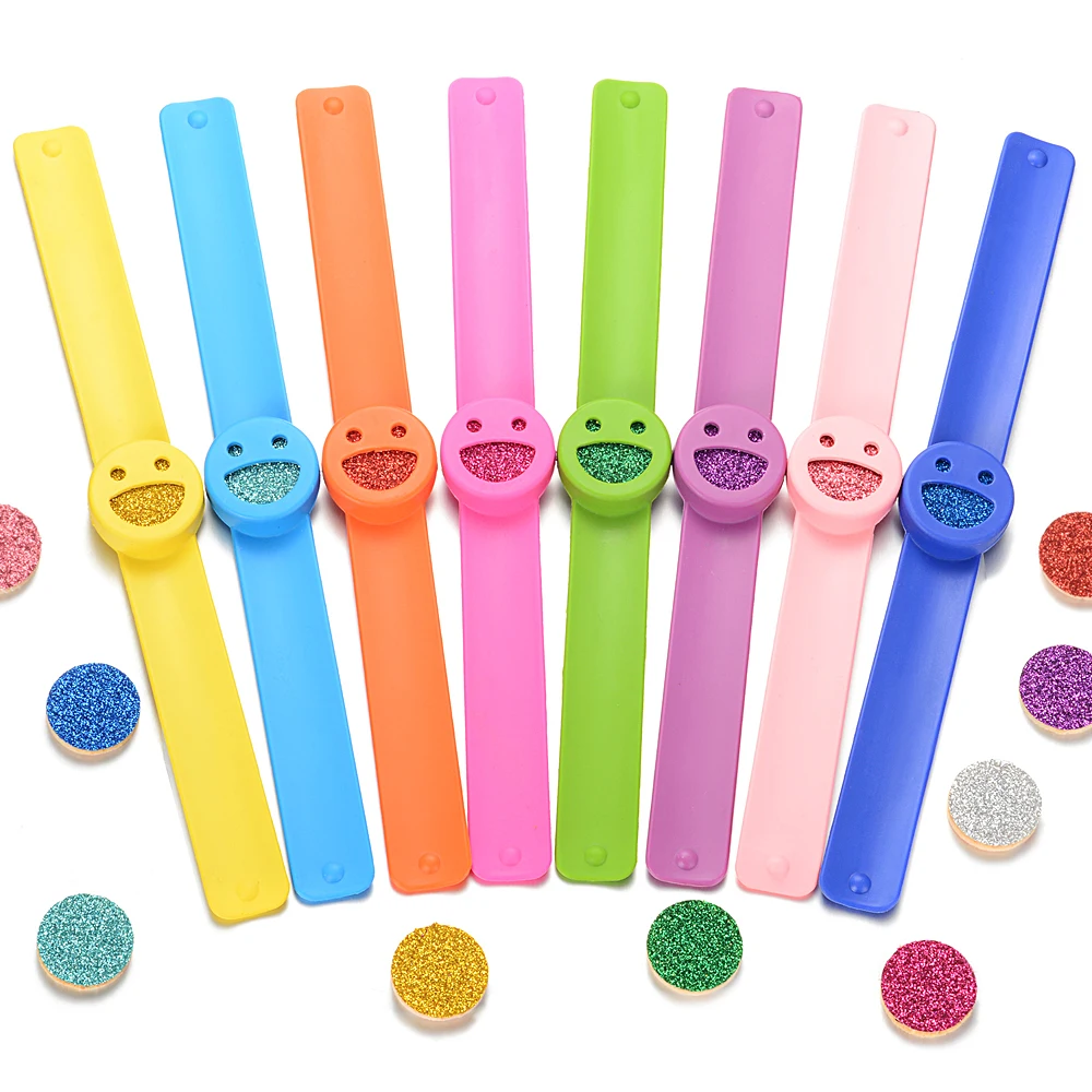 

8 Colors 1pcs Smile Face Slap Bracelets Silicone Mosquito Repellent Essential Oils Diffuser Bracelet for Kids VA-1028