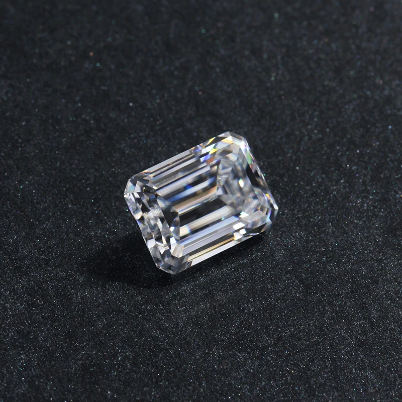 Драгоценный камень с изумрудно огранённым муассанитом 8 х10 мм|moissanite loose stones|loose