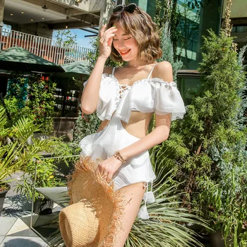 

Swimsuit Woman Female Fused Badpak One Piece Woman's Large Size Beachwear 2019 New Super Fairy White Sexy Patchwork Polyester