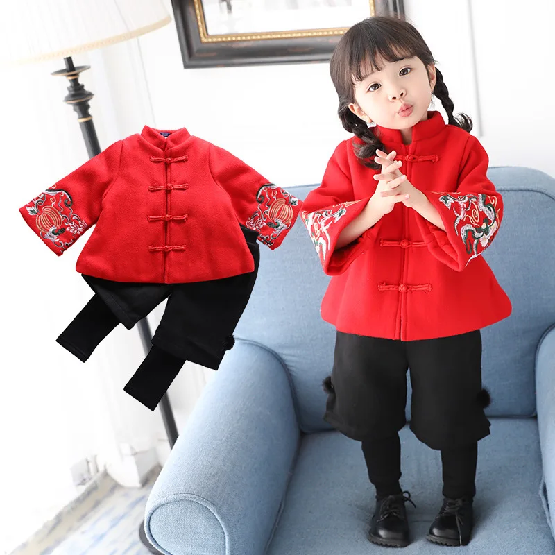Anlencool 2018 winter Tang set infant girl trumpet sleeve embroidered Chinese style new year costume 2-piece girls clothing set Anlencool 2018 winter Tang set infant girl trumpet sleeve embroidered Chinese style new year costume 2-piece girls clothing set