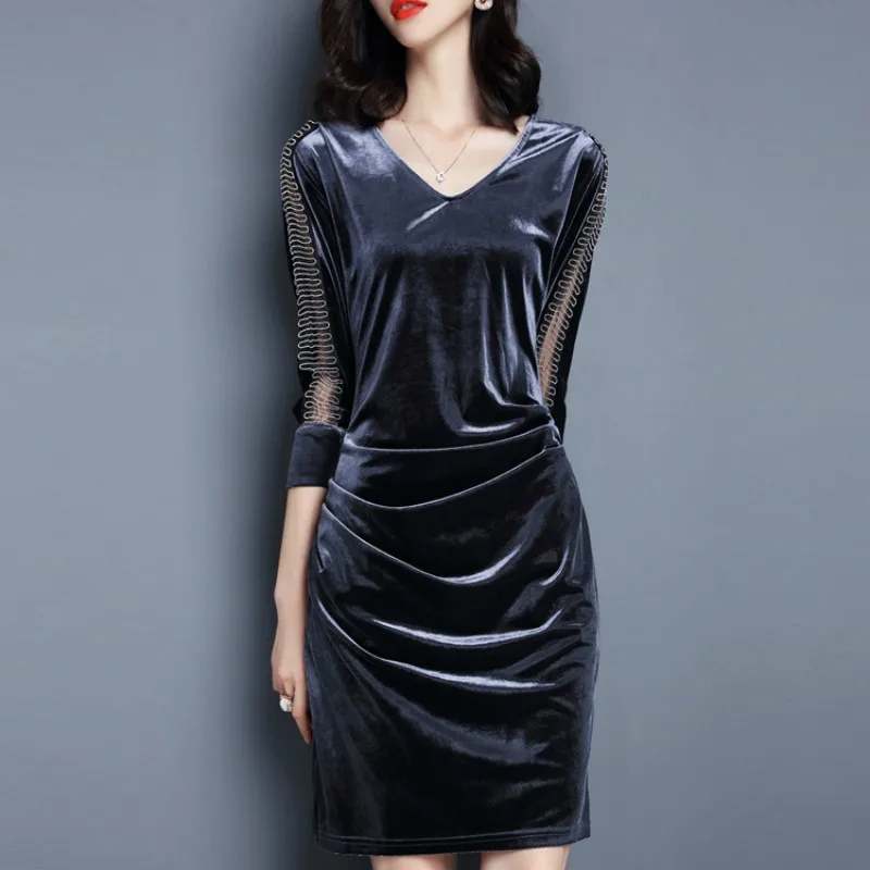 Loneyshow 2018 Autumn Gold Velvet Women's Dress Retro Stitching V-neck Long Section Waist Pocket Hip Black And Grey | Женская одежда