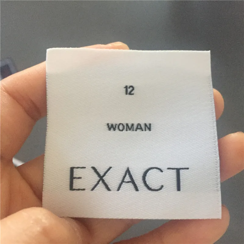 

Custom High Definition Clothing Woven Label with Different size on
