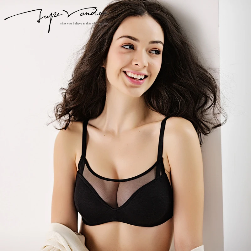 Sexy girls braless pics pics 260