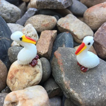 

ZOCDOU 1 Piece Fisherman Fish Duck Fishermen Rivers Fisher Quacker Decor Statue Figurine Crafts Figure Ornament Miniatures