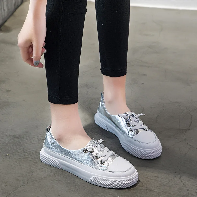 

2019 summer new comfortable simple solid color casual shoes women leather comfortable wild flat shoes.