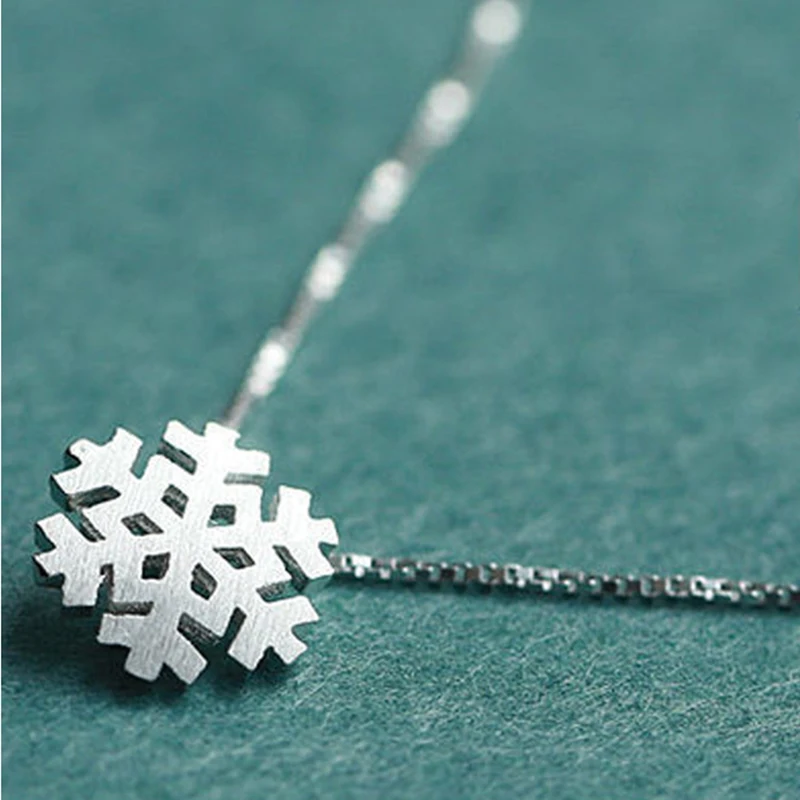 

XIYANIKE 925 Sterling Silver Snowflake Necklace Chain Clavicle Female Fresh Simple Fashion Beautiful Pendant Accessories VNS8332