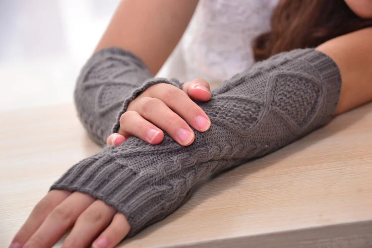 1 Pair Fashion Autumn Winter Spring Warm Women Ladies Girl Solid Gloves Arm Warmer Long Fingerless Xmas Knitting Wool Mittens