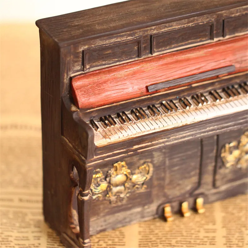 money box (11)