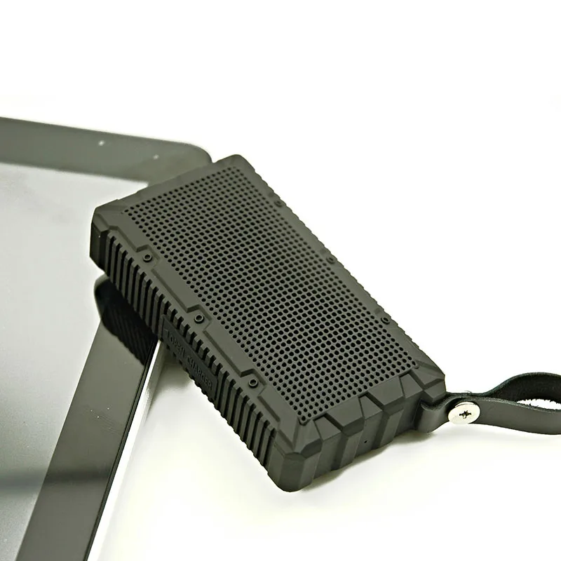F011  (9)