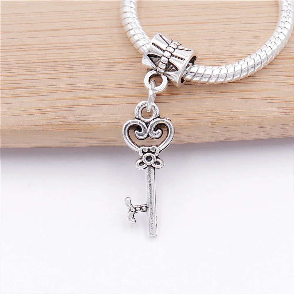 

Ancient silver beads 25pcs/lot Retro key charm fit bracelet pendants for diy jewelry making