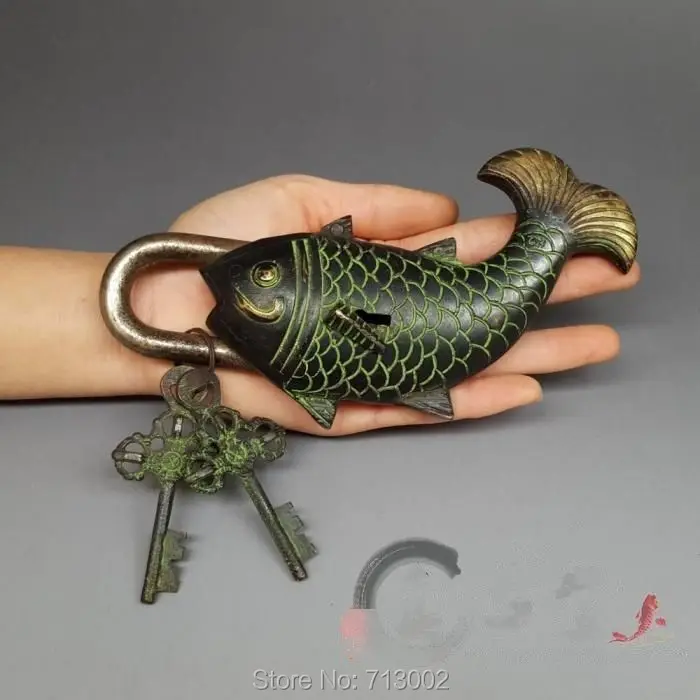 

Old Copper lock cyprinoid carp shape of the padlock And Two Key