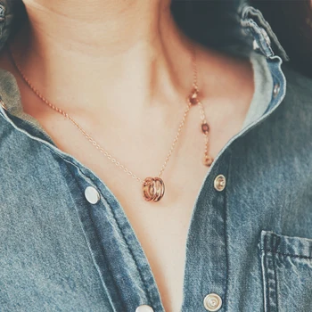 

2019 new hollow cylindrical necklace clavicle chain fashion temperament does not fade jewelry necklace for women love necklaces