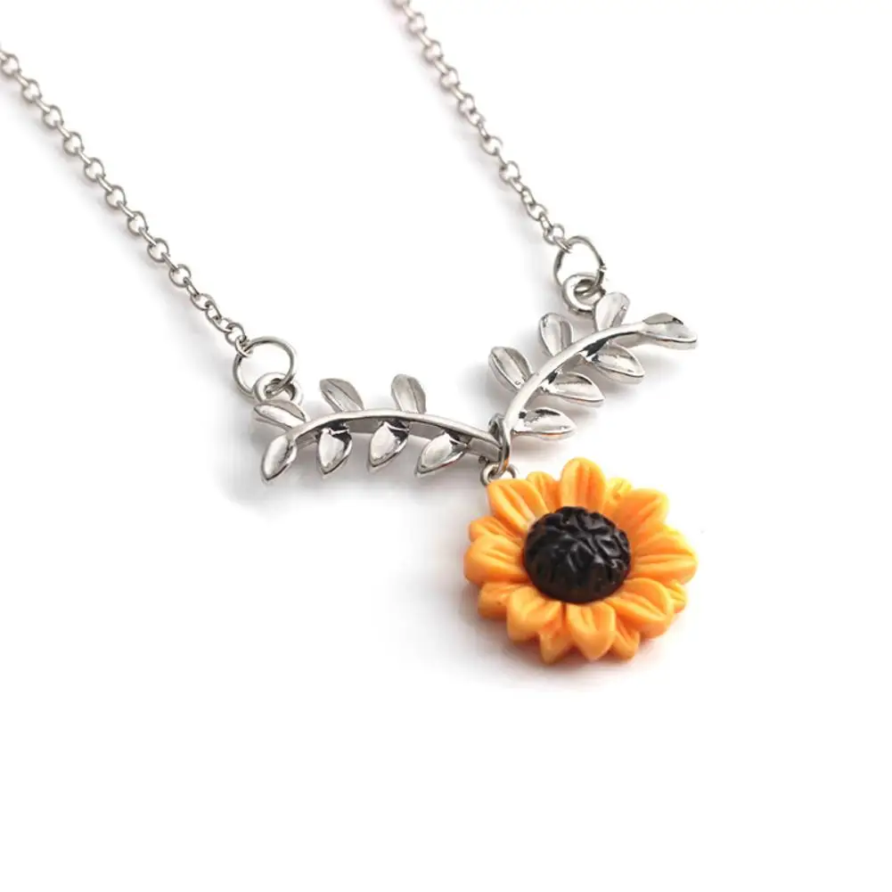 

Women Sweater Chain Fashion Sunflower Pendant Necklace Jewelry Party Gift valentine's day