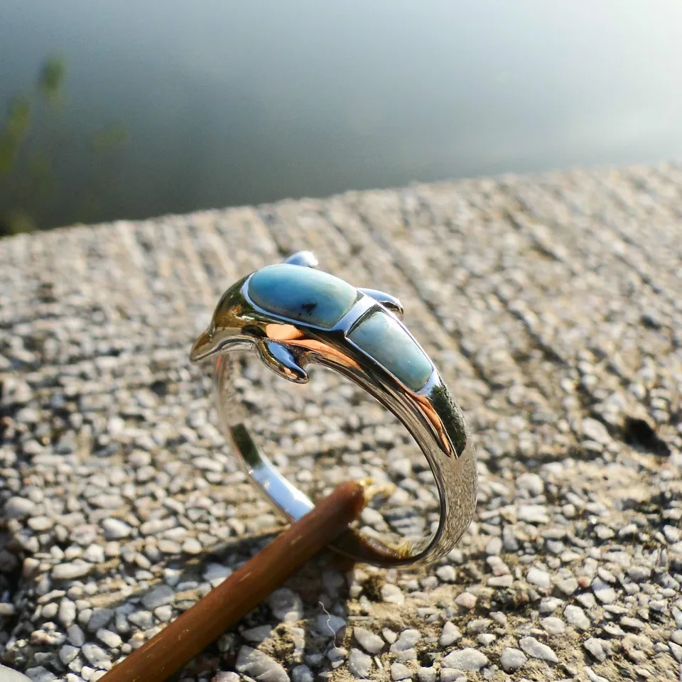 Playing Sterling Silver Dolphins Ring with Larimar /& White Synthetic CZ