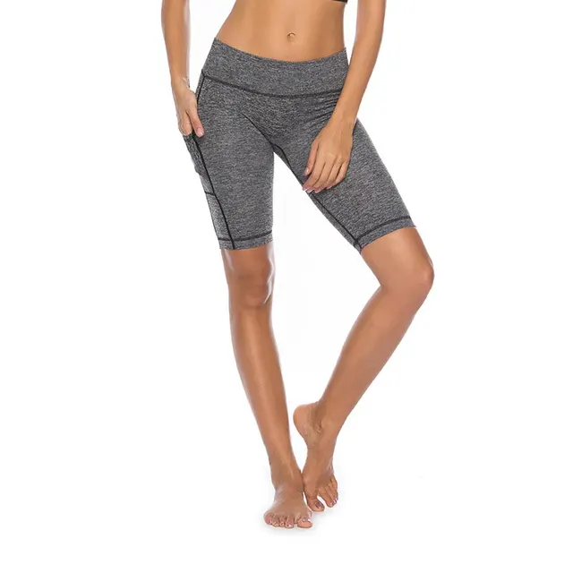 knee length yoga pants with pockets