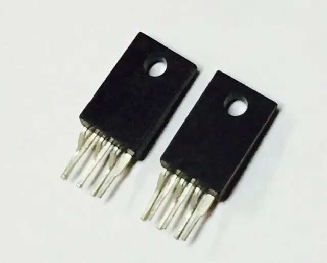 Q0465Rin Integrated Circuits from Electronic Components & Supplies on