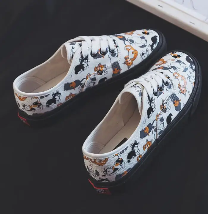 Cat Kitty Cartoon Canvas Shoes Women Autumn Summer Graffiti Women Sneakers Korean Edition White Vulcanize Shoes - Цвет: white