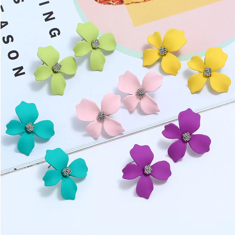 

New Summer Candy Color Fringe Flower Stud Earnness Acrylic Retro Fashion Personality Spray Paint Stud Earrings for Women Girls