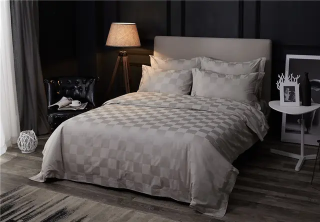4pcs Luxury Hotel Bed Linen Double Queen King Size Sheets 60s 4pcs Luxury Hotel Bed Linen Double Queen King Size Sheets 60s Egyptian Cotton Grey Bedding Set Checks Jacquard Covers