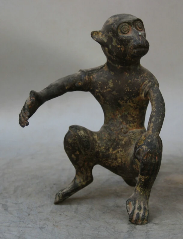 

S1647 10" Old Chinese Bronze Folk Feng Shui animal Zodiac Year Monkey Statue sculpture D0317
