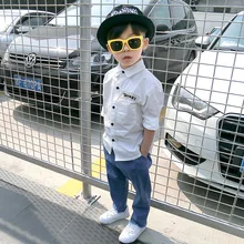 Новая модная белая рубашка для мальчиков на весну и осень детская хлопковая блузка с длинными рукавами для маленьких мальчиков