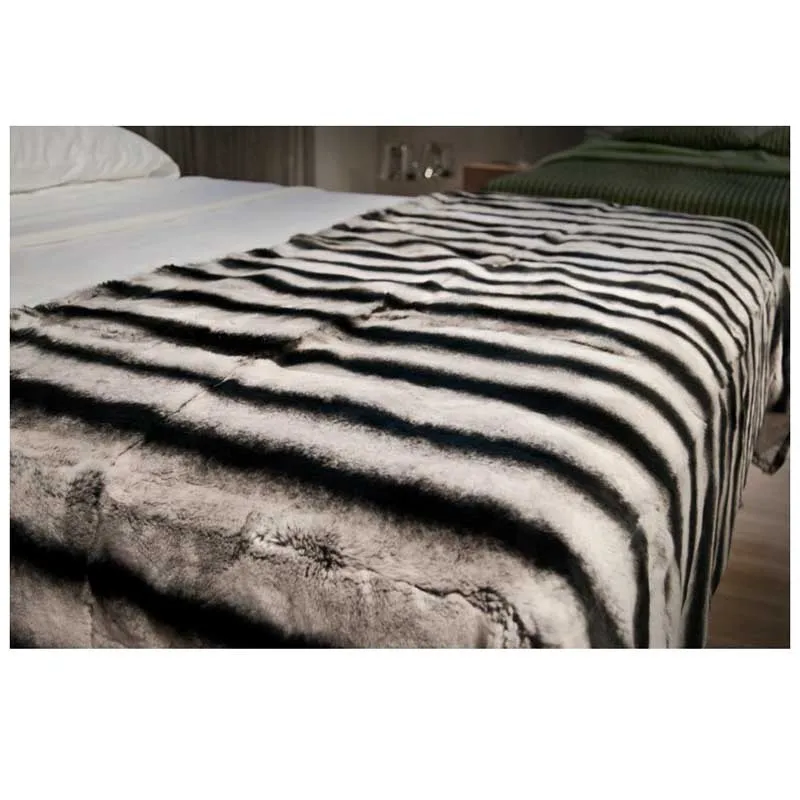 chinchila-bedcover-rex-rabbit-fur-blanket-fur-home (1)