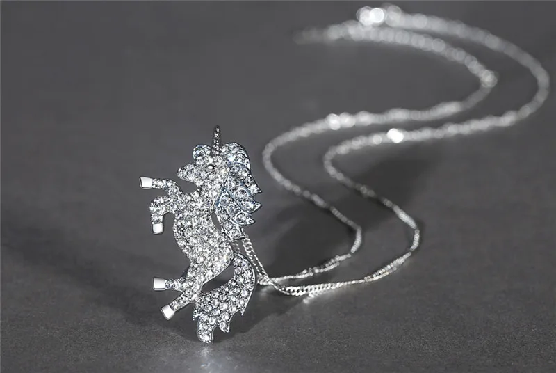 Ожерелье с единорогом и кулонами, Трендовое ювелирное изделие для женщин, Радужное ожерелье с животными, оригинальное ожерелье для женщин, женское простое колье
