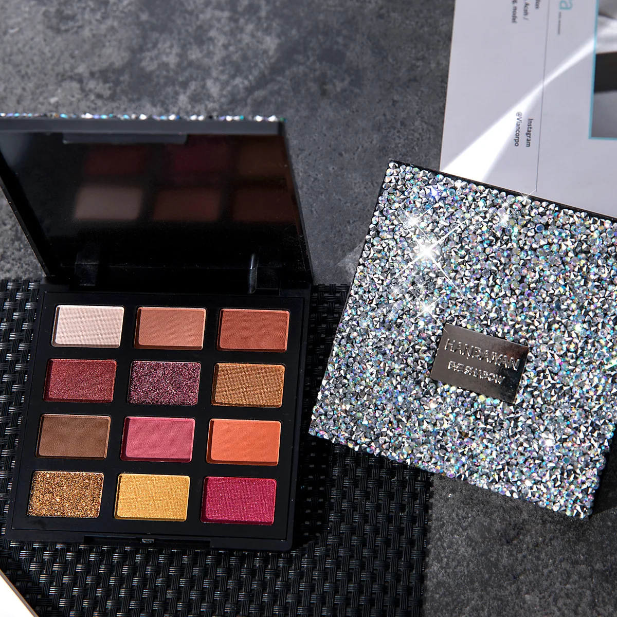 

Full Diamond Eyeshadow Palette Shimmer Matte Waterproof Velvet Makeup Cosmetic Beginner Long-lasting 12 Colors Eye Shadow Plate