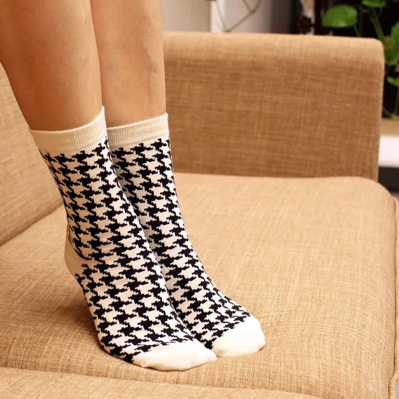 

IOLPR Harajuku Women Socks Cotton Cute Art Short Socks Houndstooth Stripe Simple Fashion Women Socks Cotton Breathable