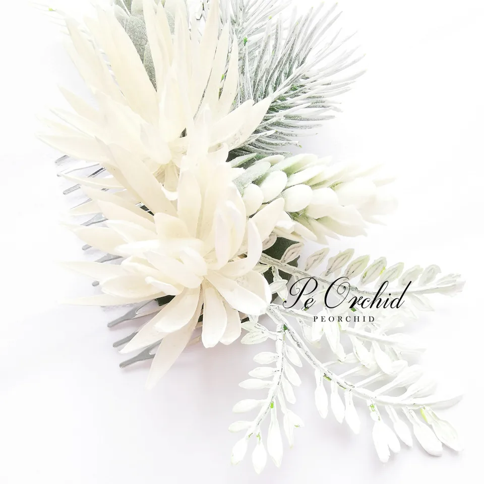 Peorchid Artificial White Flowers Bridal Hair Comb Green Leaves