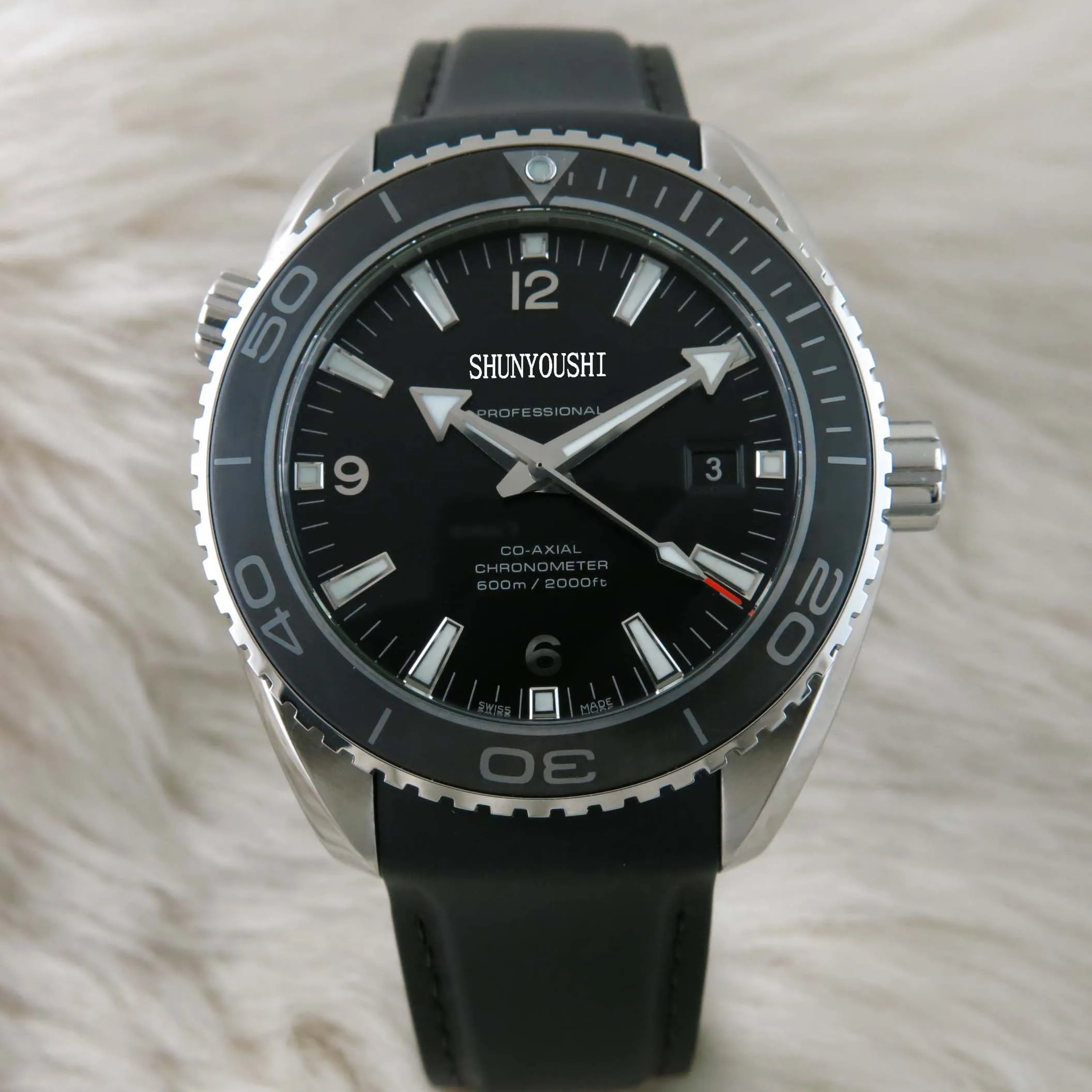 

WG06989 Mens Watches Top Brand Runway Luxury European Design Automatic Mechanical Watch