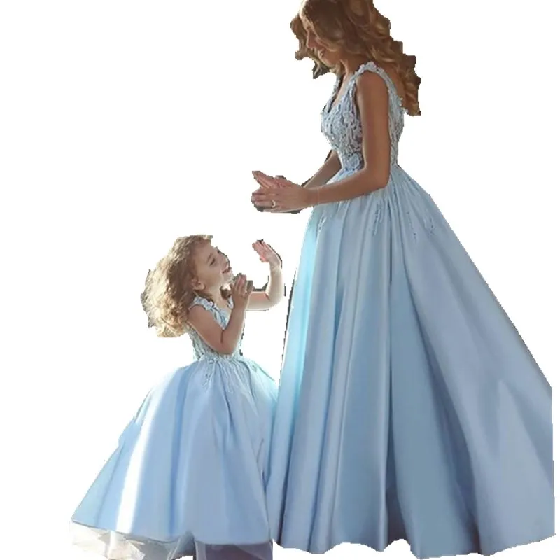 

Light Blue New Arrival Charming Lace Applique Beading V Neck Open Back Formal Long Evening Dresses 2016 For Wedding Party