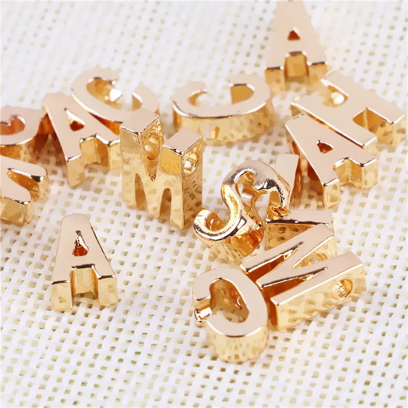 Модное ожерелье с первоначальным именем, 26 букв, ожерелье с подвеской в виде сердца для женщин, колье, подарок, массивное ювелирное изделие
