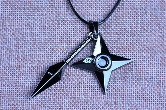 Kunai Shuriken Pendant