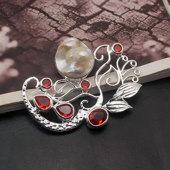 

HERMOSA JEWELRY Natural Biwa Pearl Red Garnet Floral Design Brooches For Women Fashion Wedding Pins Brooch Ladies Gift