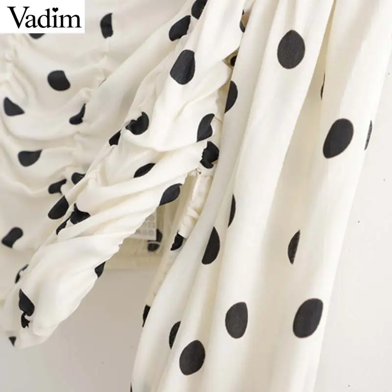 Vadim Женская короткая стильная блузка в горошек с вырезом лодочкой на спине, эластичные рубашки с рукавами-фонариками, милый укороченный топ на молнии сбоку, blusas DA248