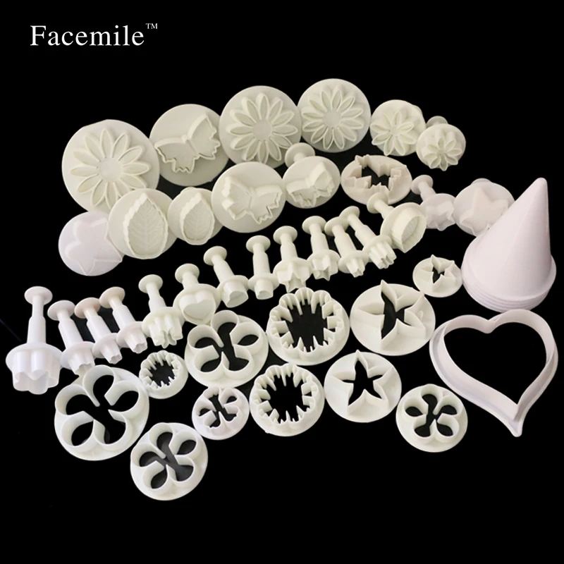 

44PCS/Set Fondant Cake Decorating Tools Cookie Sugar Craft Decorate Plunger Cutters Tools Cake Decorating Set DIY Cake 03119