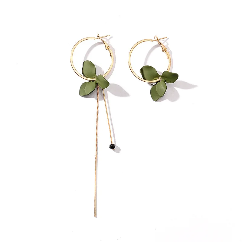 

Fashion Asymmetric Flower Earrings Fashion Jewelry Chic Elegant Floral Tassel Big Gold Round stud Earrings for Women