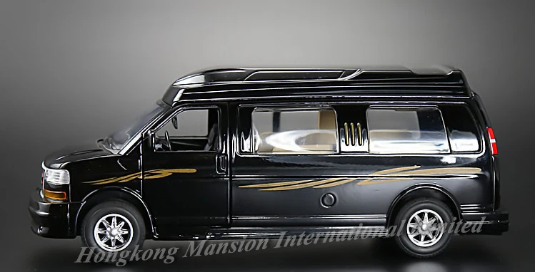 132 GMC Savana-9