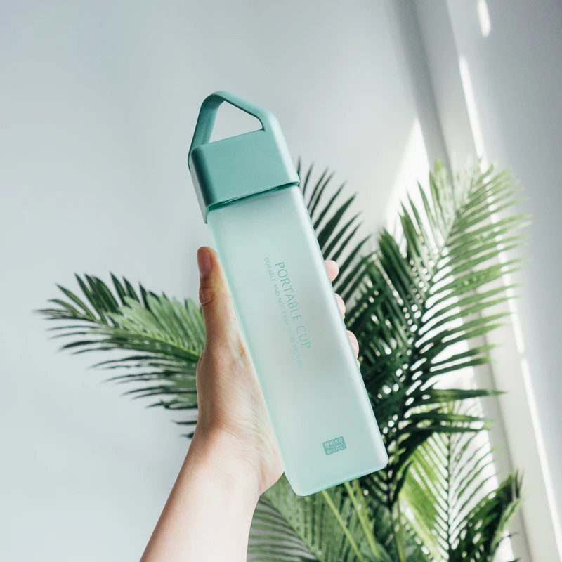 Спортивная бутылка для воды gourde en plastique sport gym botellas para agua короткие прямые питьевые