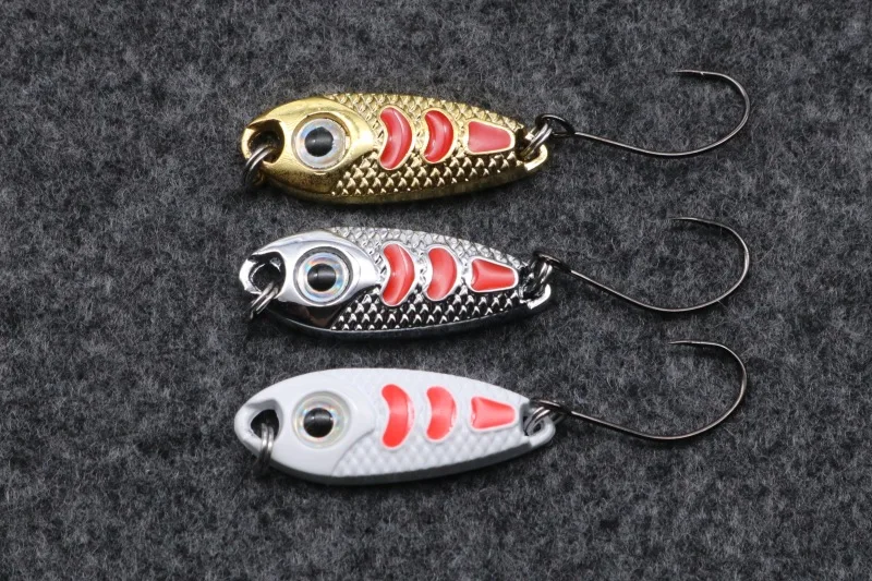 1.5g 2.5g 3.5g 5g Spoon Fishing Lure Metal Jigging Lure Baits Hard Fishing Tackle Crankbait Jig Swimbait 3 Colors Optional